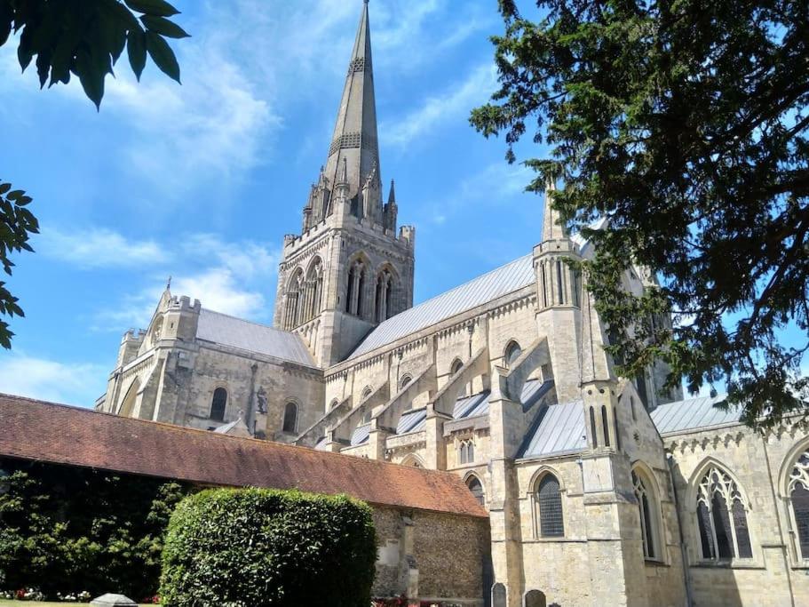 Welcoming Cottage In Chichester Near City Centre Exteriér fotografie