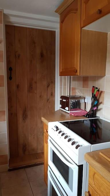 Welcoming Cottage In Chichester Near City Centre Exteriér fotografie